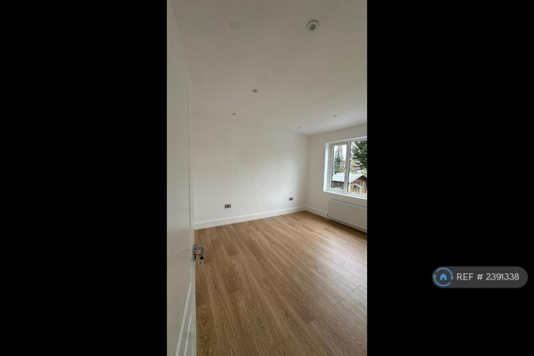 House Tolworth Rise North in Greater London