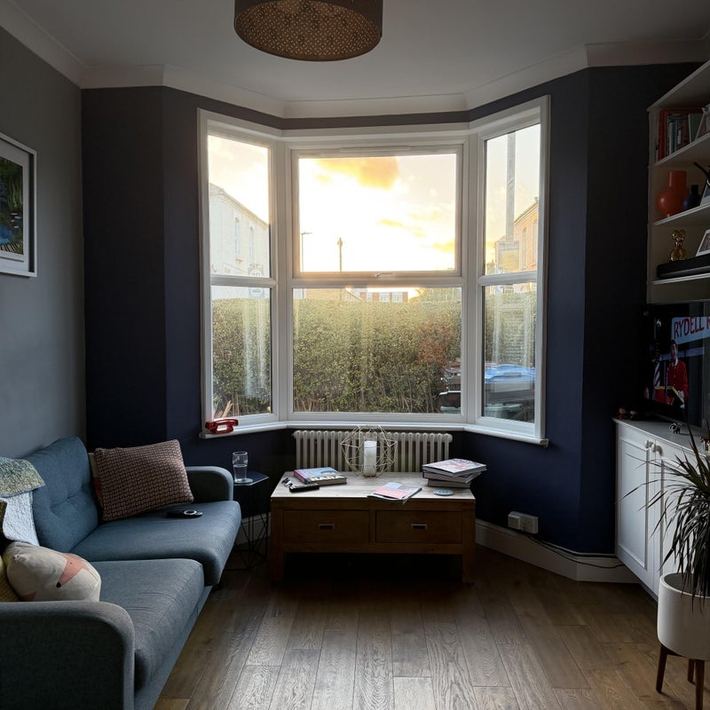 Room Dryden Road in Greater London