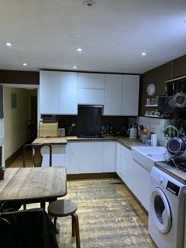 Room Daubeney Road in Greater London