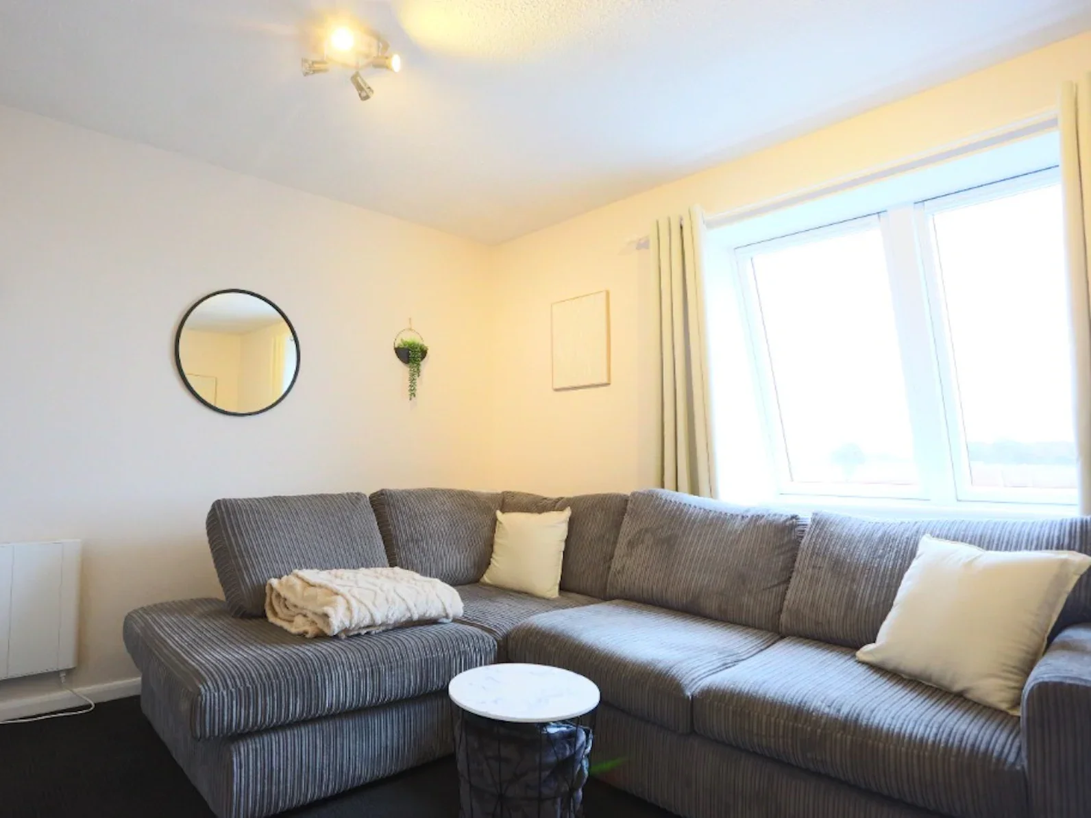 Flat East Farm of Gilmerton in City of Edinburgh