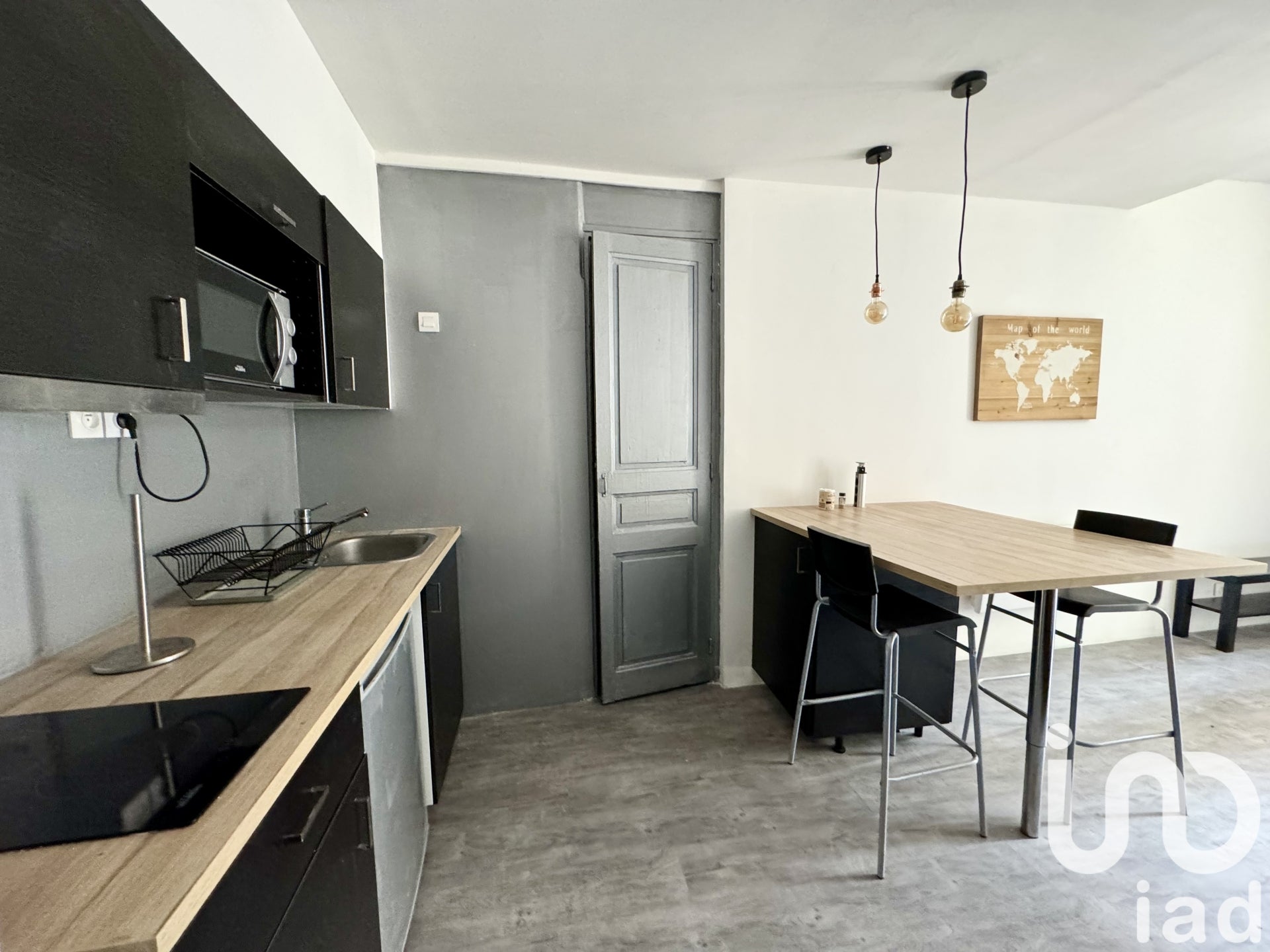 Flat Rue Porte d'Alès in Nîmes
