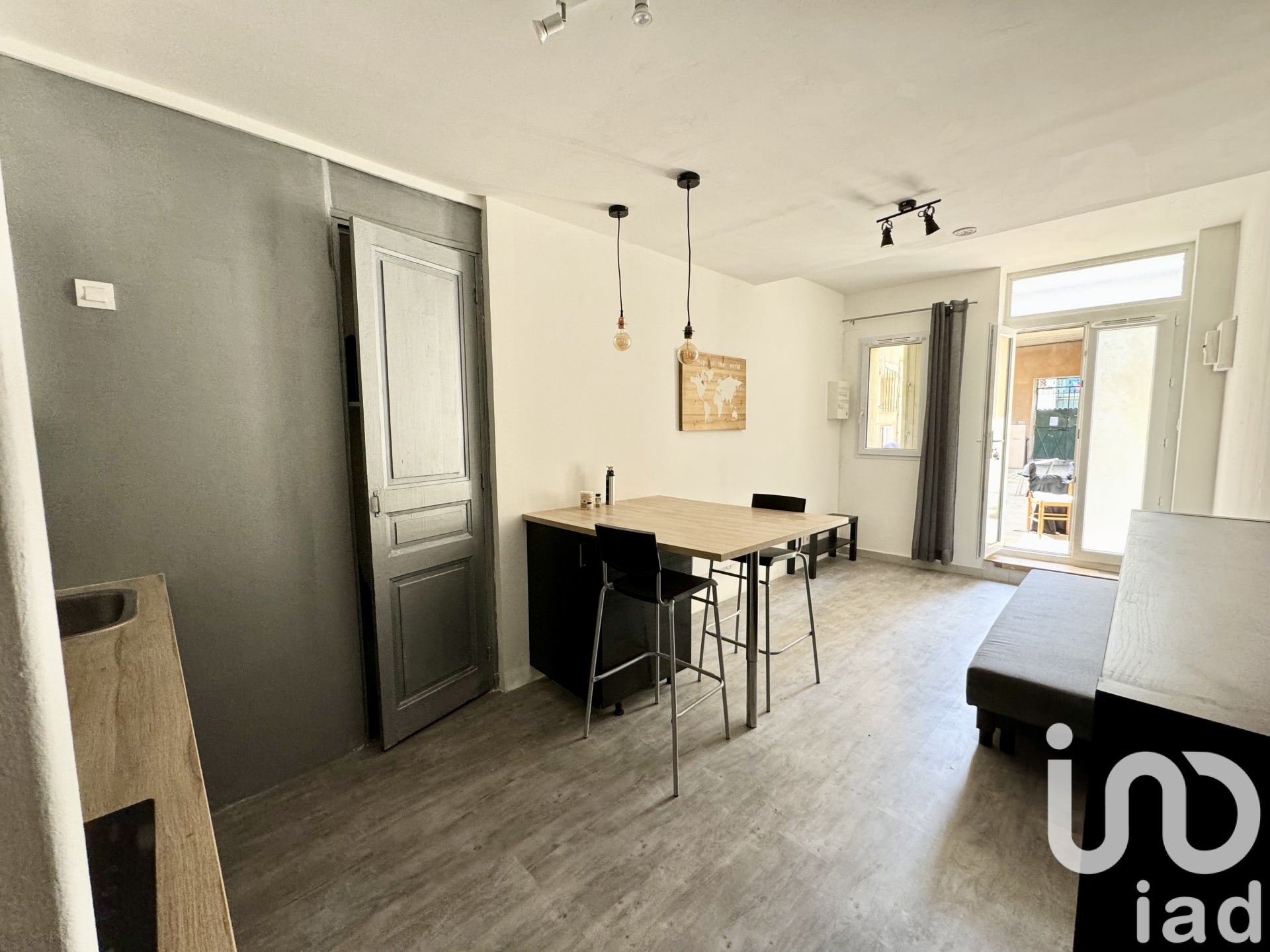 Appartement Rue Porte d'Alès à Nîmes