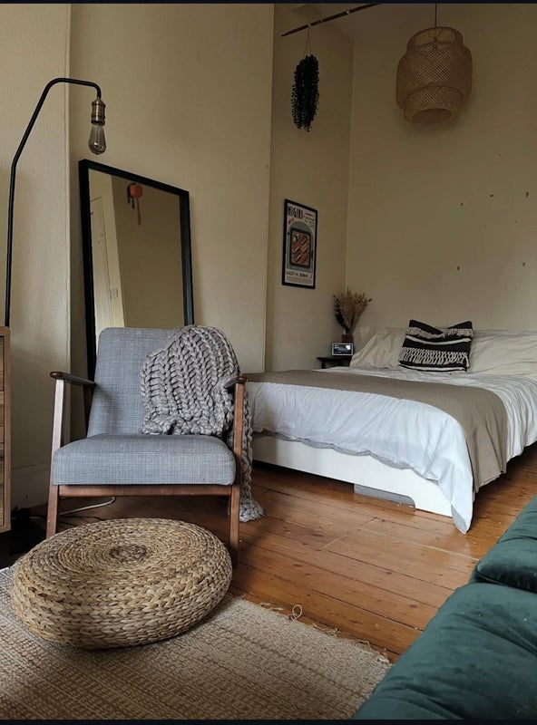 Room Warrender Park Road in City of Edinburgh