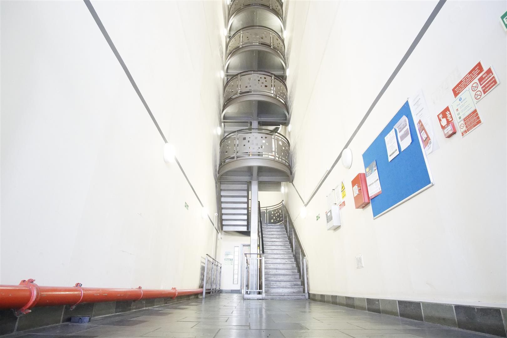 Flat New Hall Lane in Preston