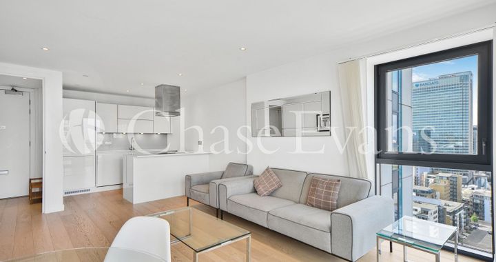 Flat Yabsley Street in Greater London