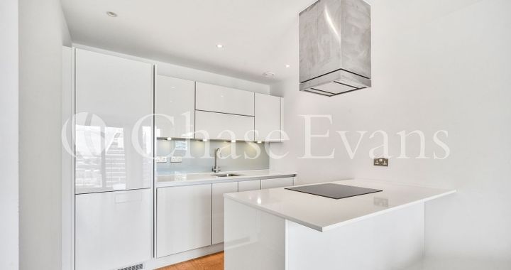 Flat Yabsley Street in Greater London