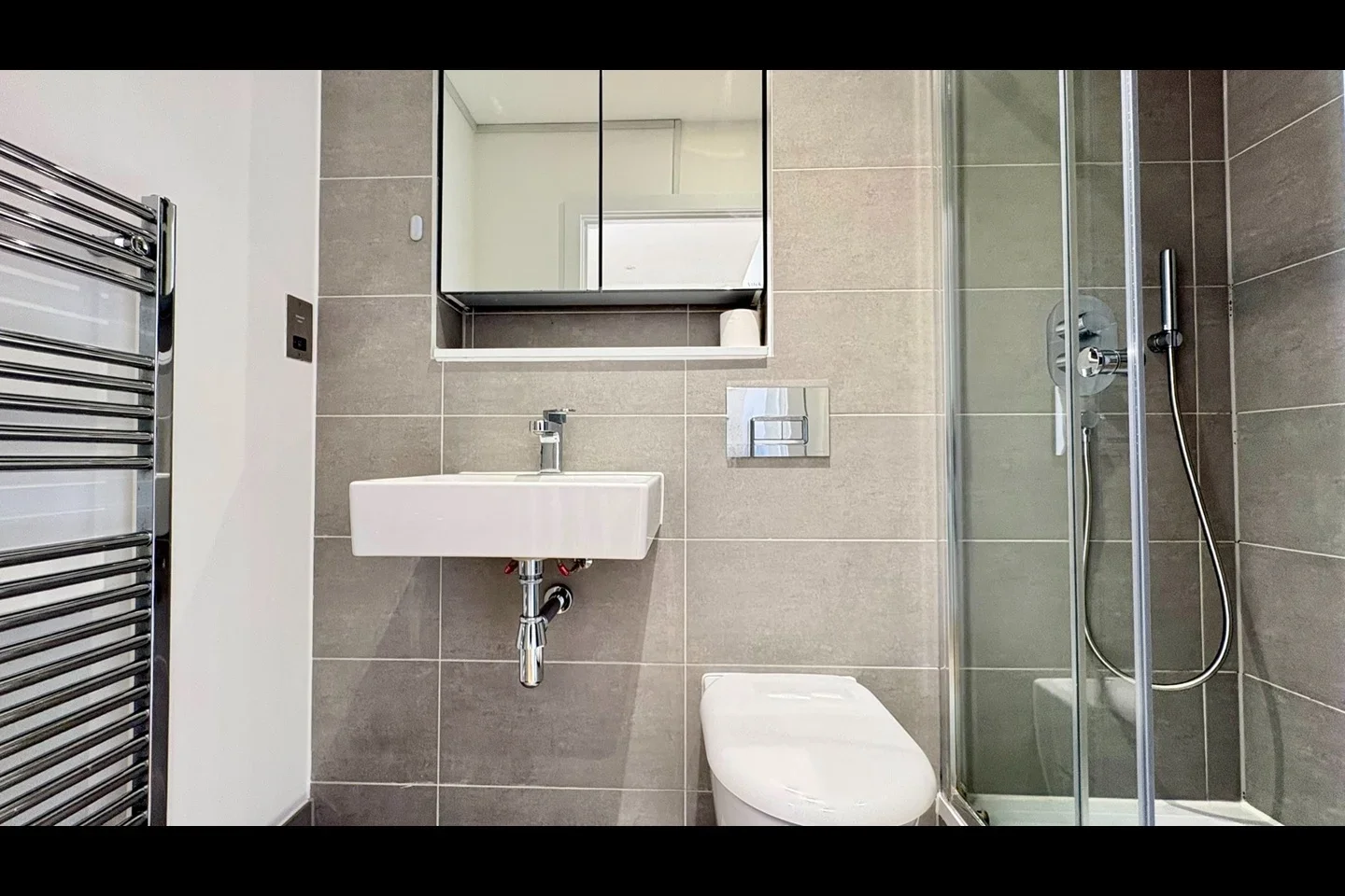 Flat Walworth Road in Greater London