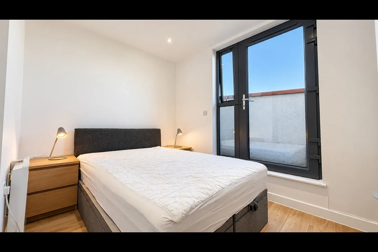 Flat Walworth Road in Greater London