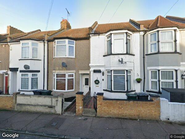 House Knockhall Chase in Dartford