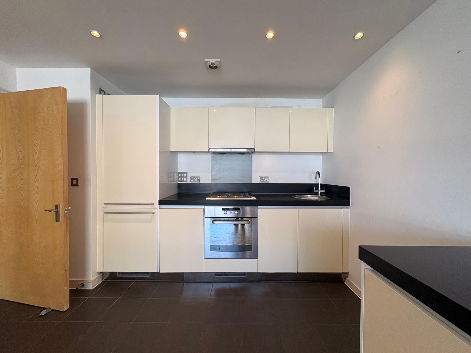 Flat Great West Road in Greater London