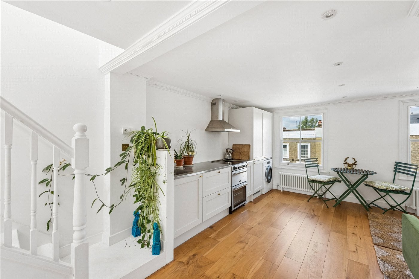 Flat Offord Road in Greater London