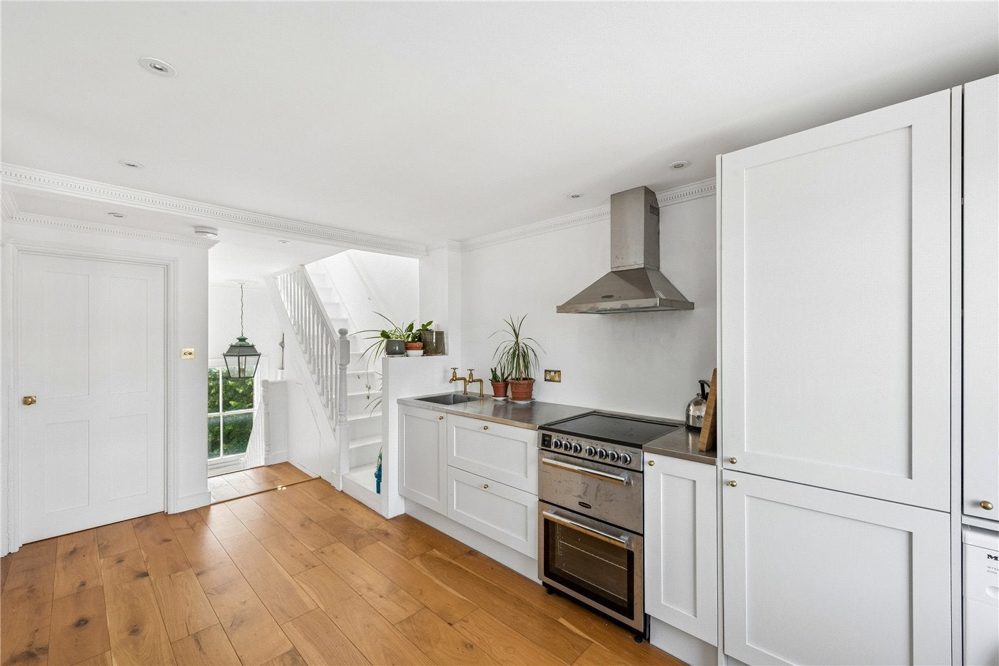 Flat Offord Road in Greater London