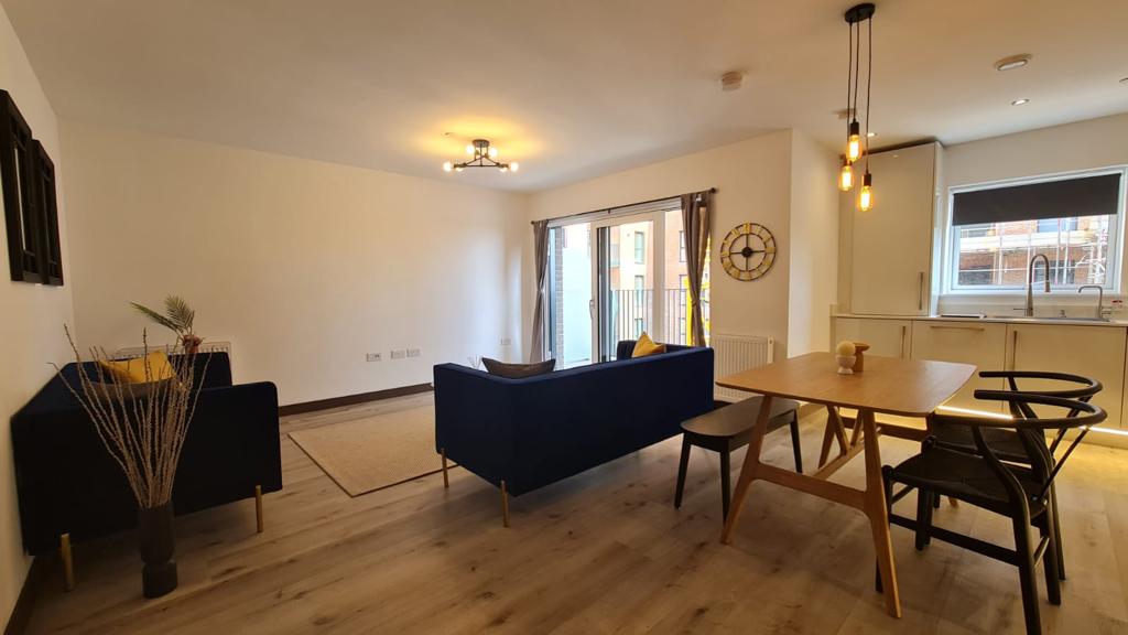 Flat Victoria Avenue in Southend-on-Sea