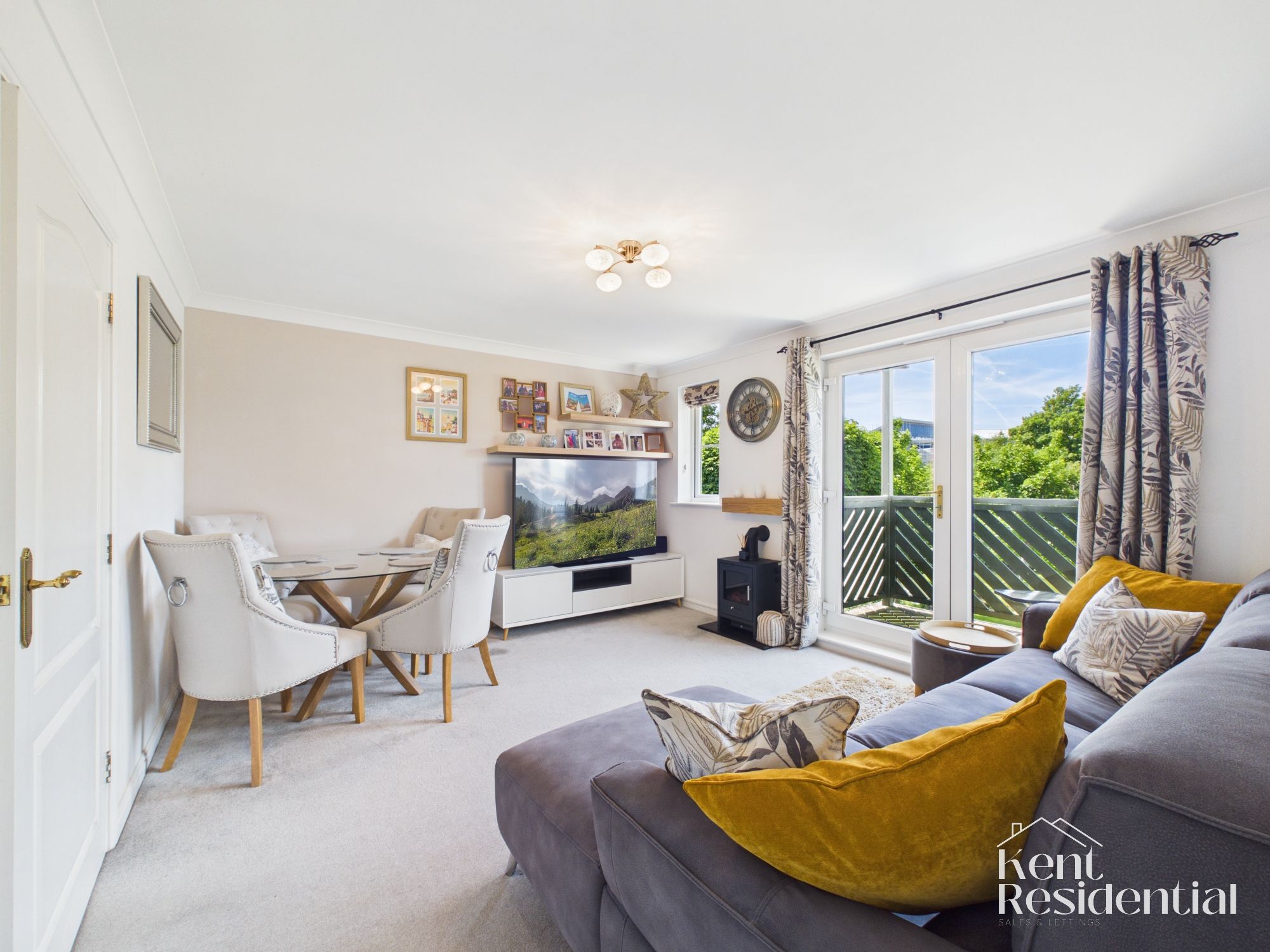 Flat College Avenue in Maidstone