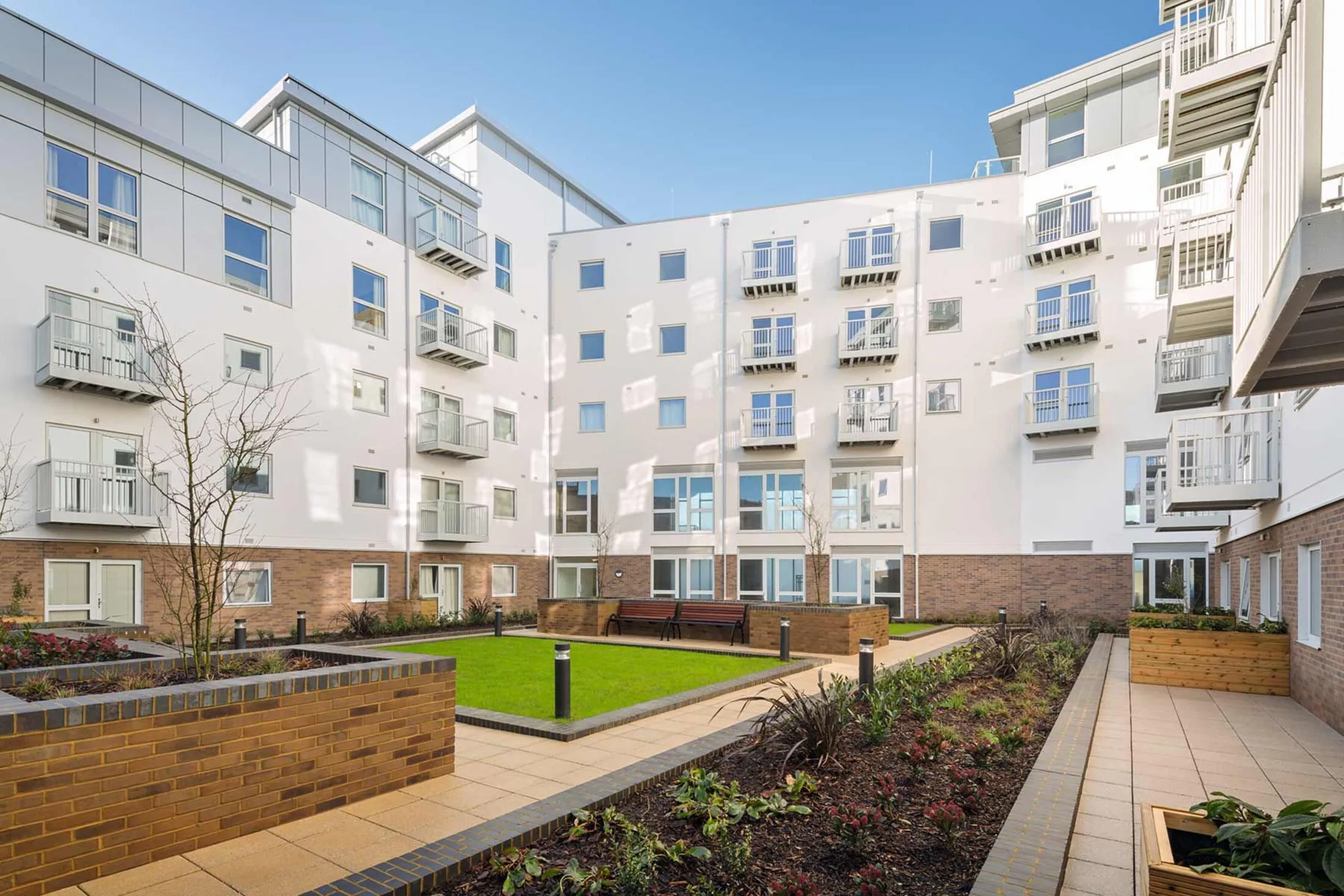 Flat Station View in Guildford