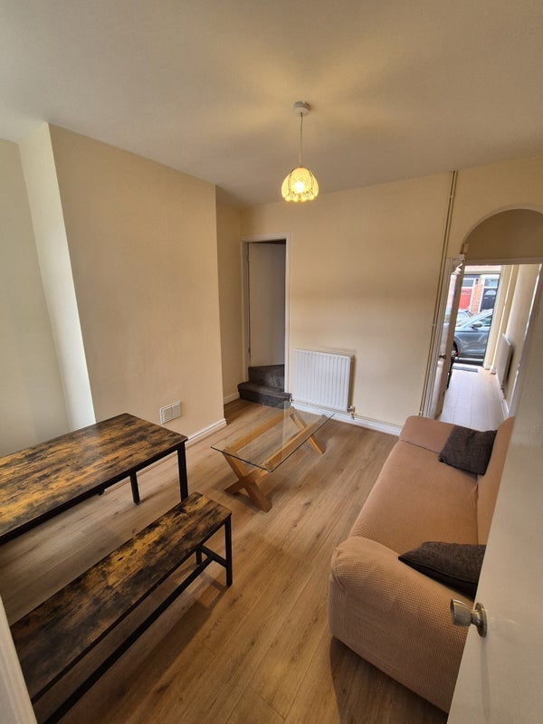 Room Denbigh Street in Stoke-on-Trent