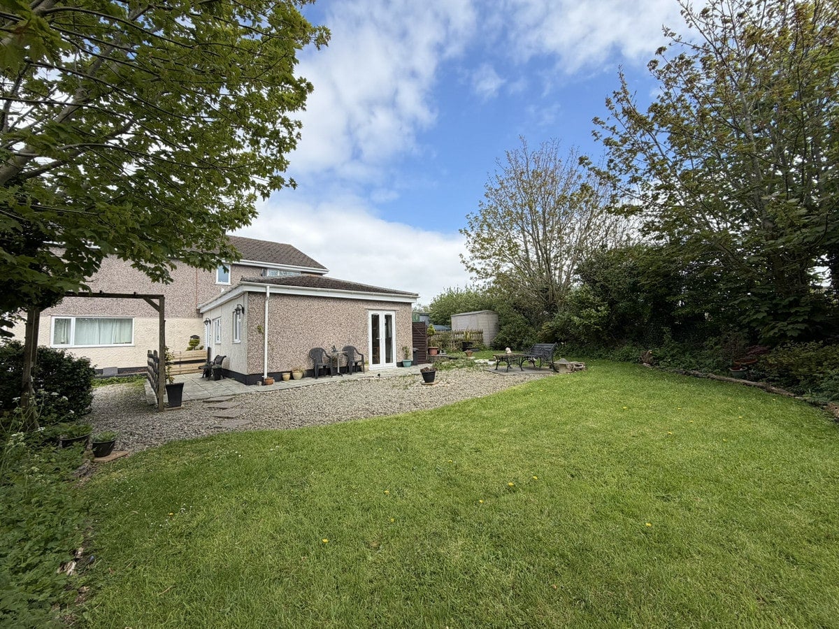 House Stad Swn y Gwynt in Llangefni
