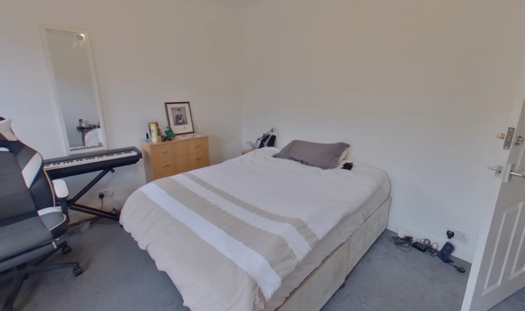 Room Ashville Terrace in Leeds