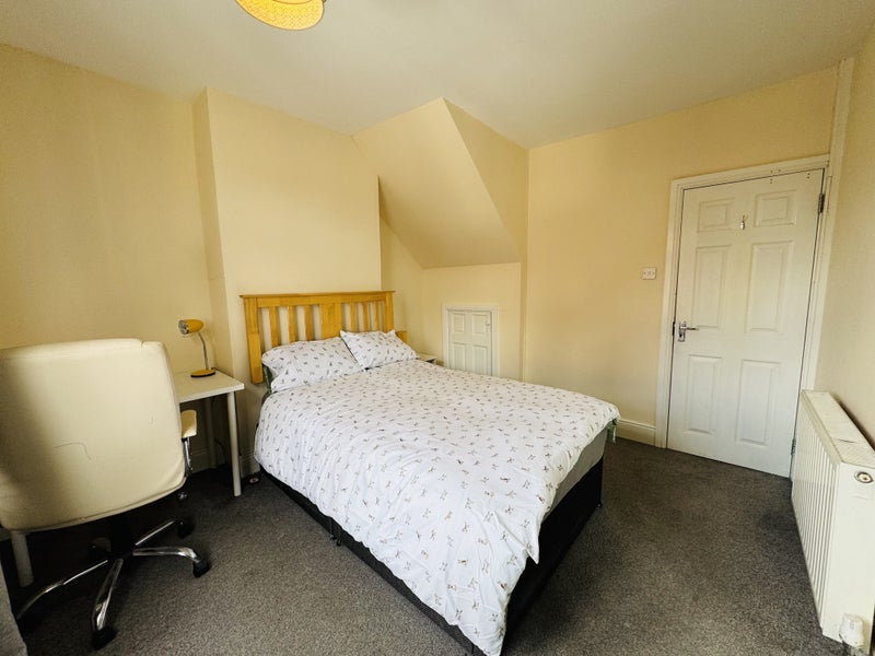 Room Jodrell Street in Nuneaton and Bedworth