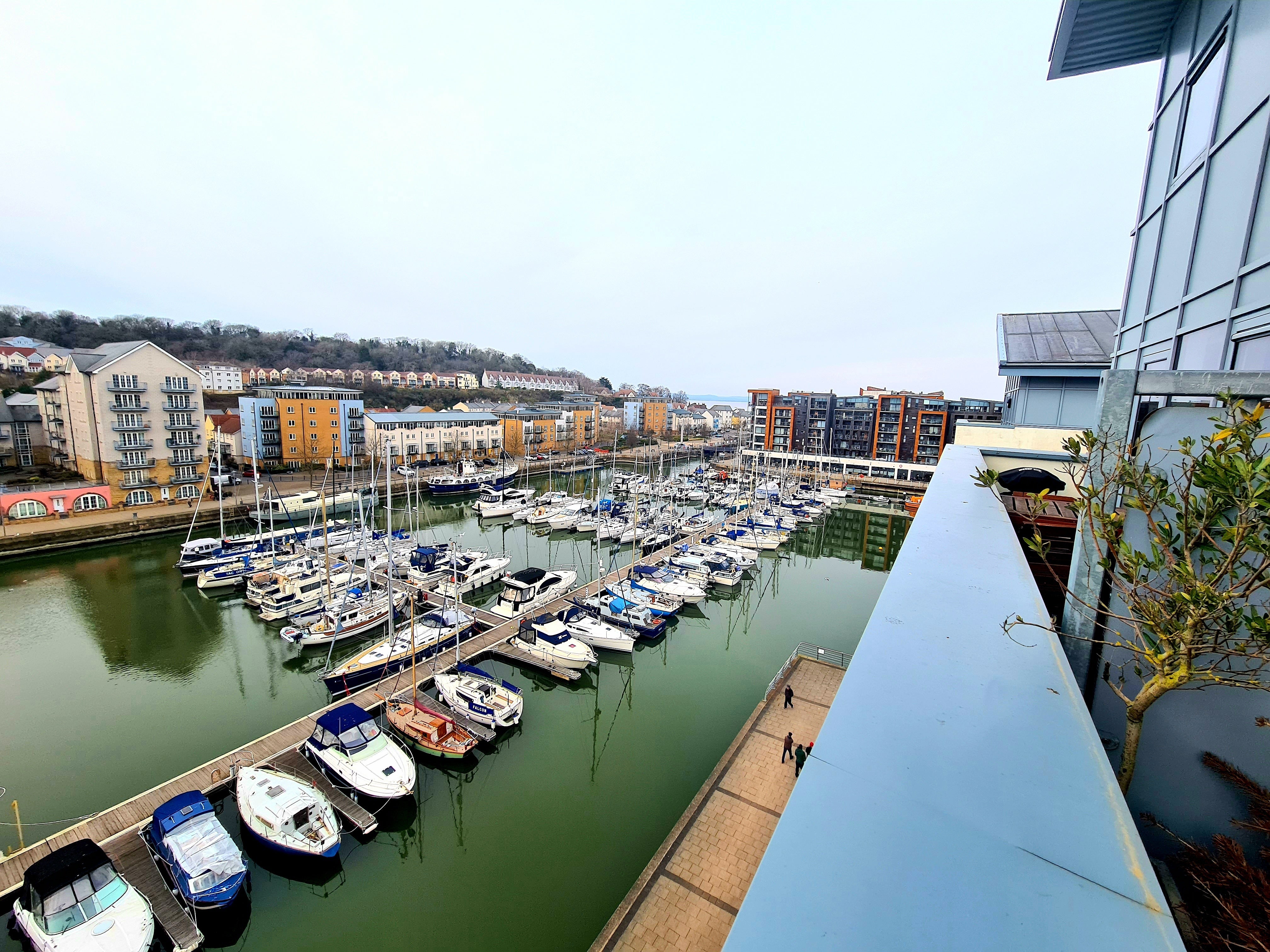 Flat Mizzen Court in Bristol