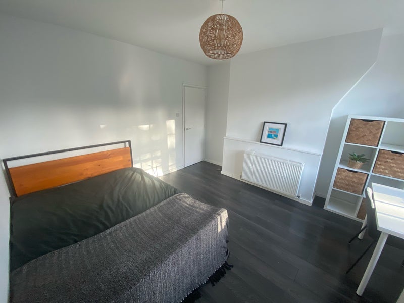 Room Tyers Street in Greater London
