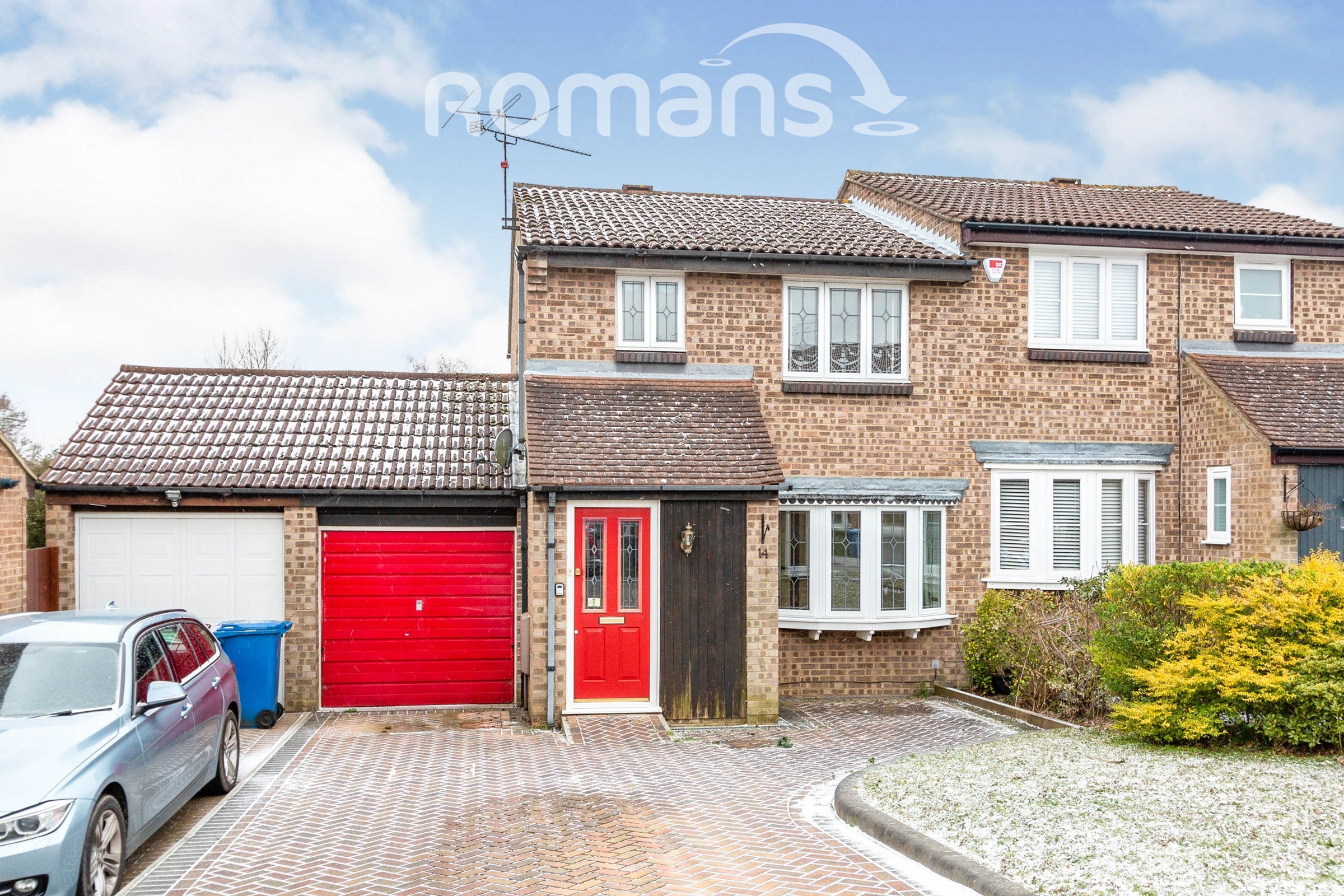 House Wargrove Drive in Sandhurst