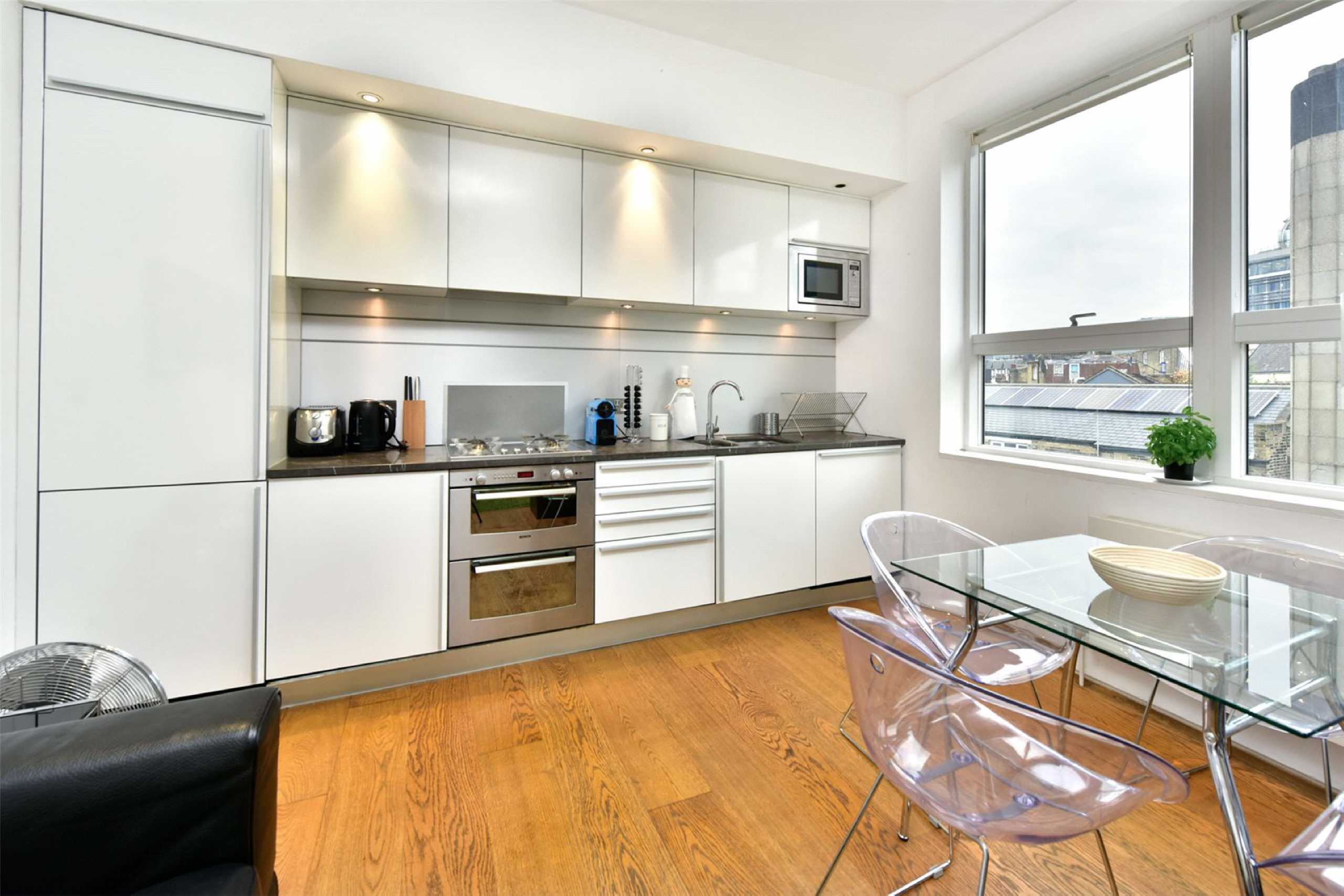 Flat Britannia Street in Greater London