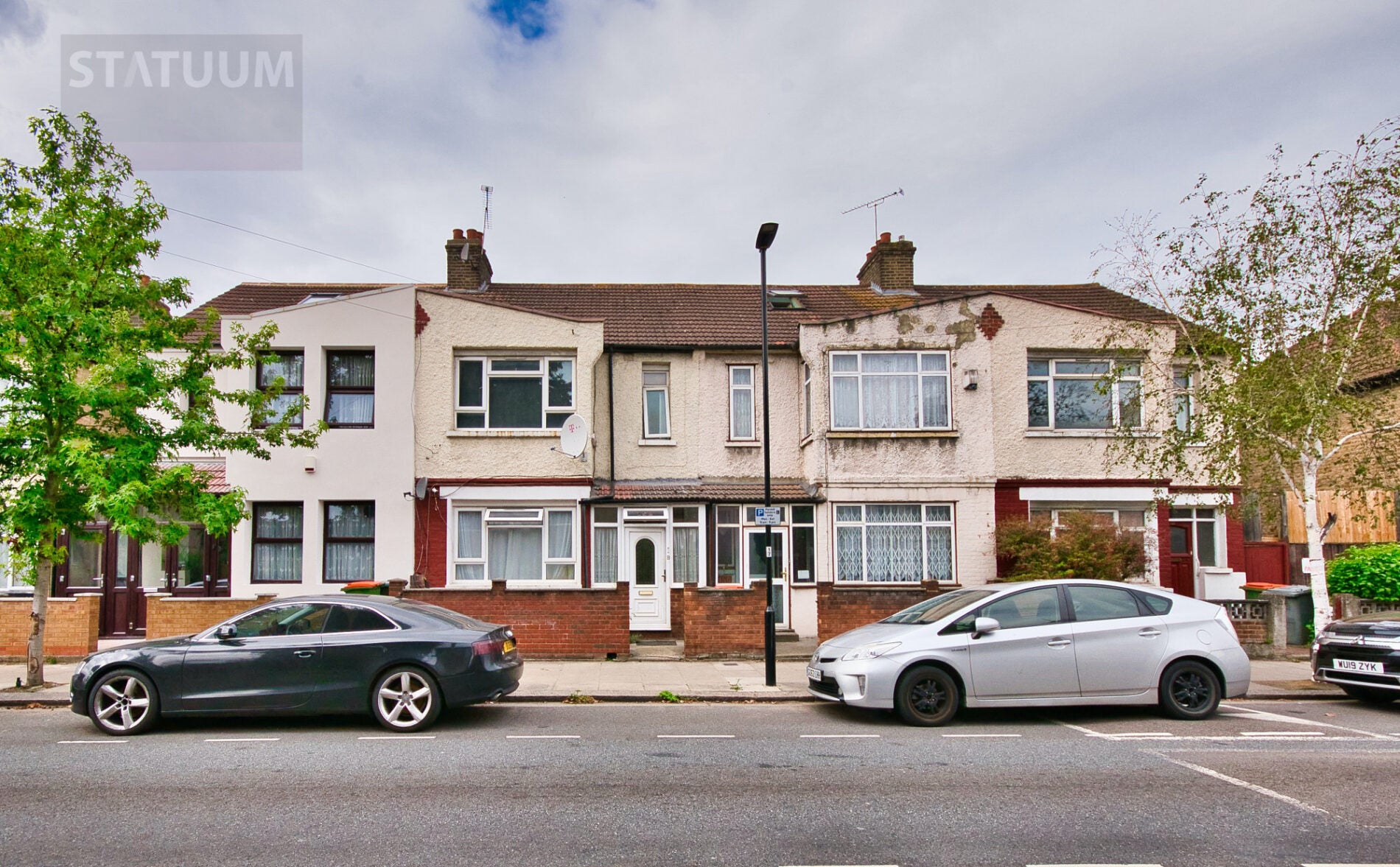 Flat Romford Road in London