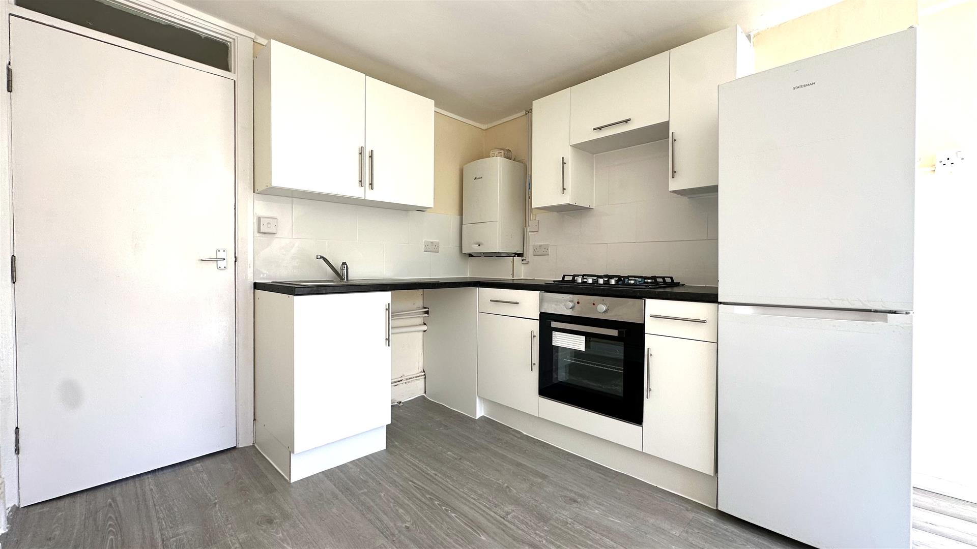 Flat Adys Road in Greater London