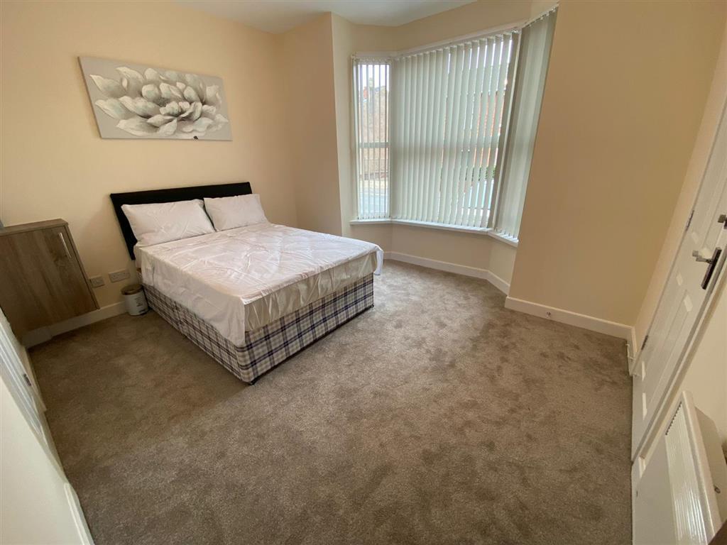 Room Chester Road North in Wyre Forest