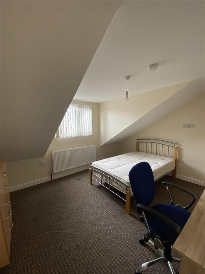 Flat Hubert Road in Birmingham