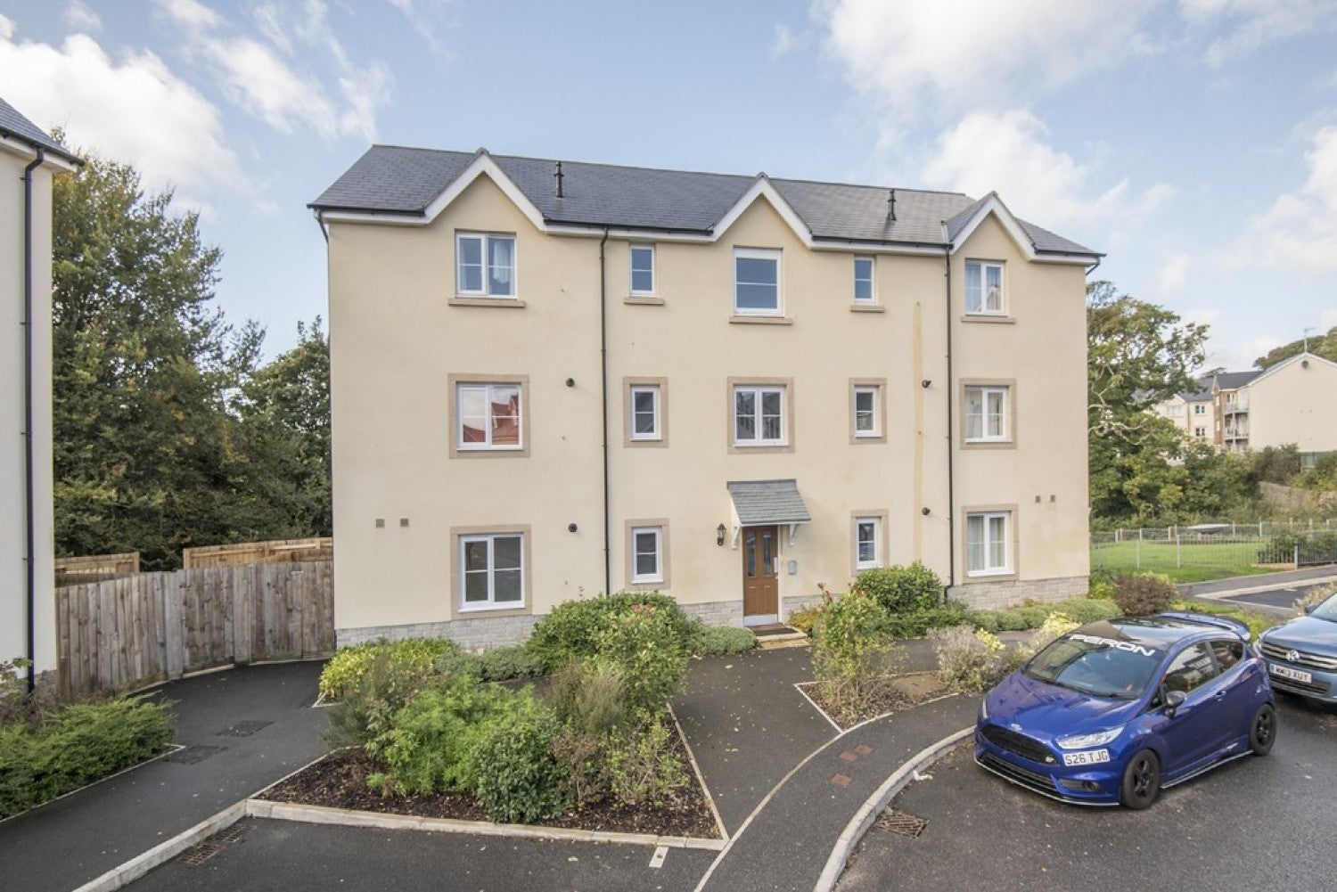 Flat Trelowen Drive in Penryn