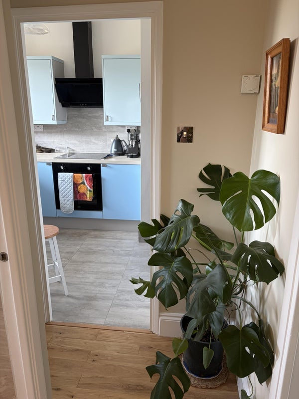 Room Approach Road in Greater London