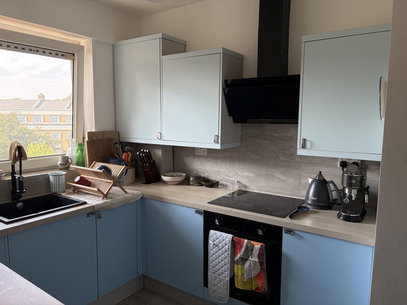 Room Approach Road in Greater London