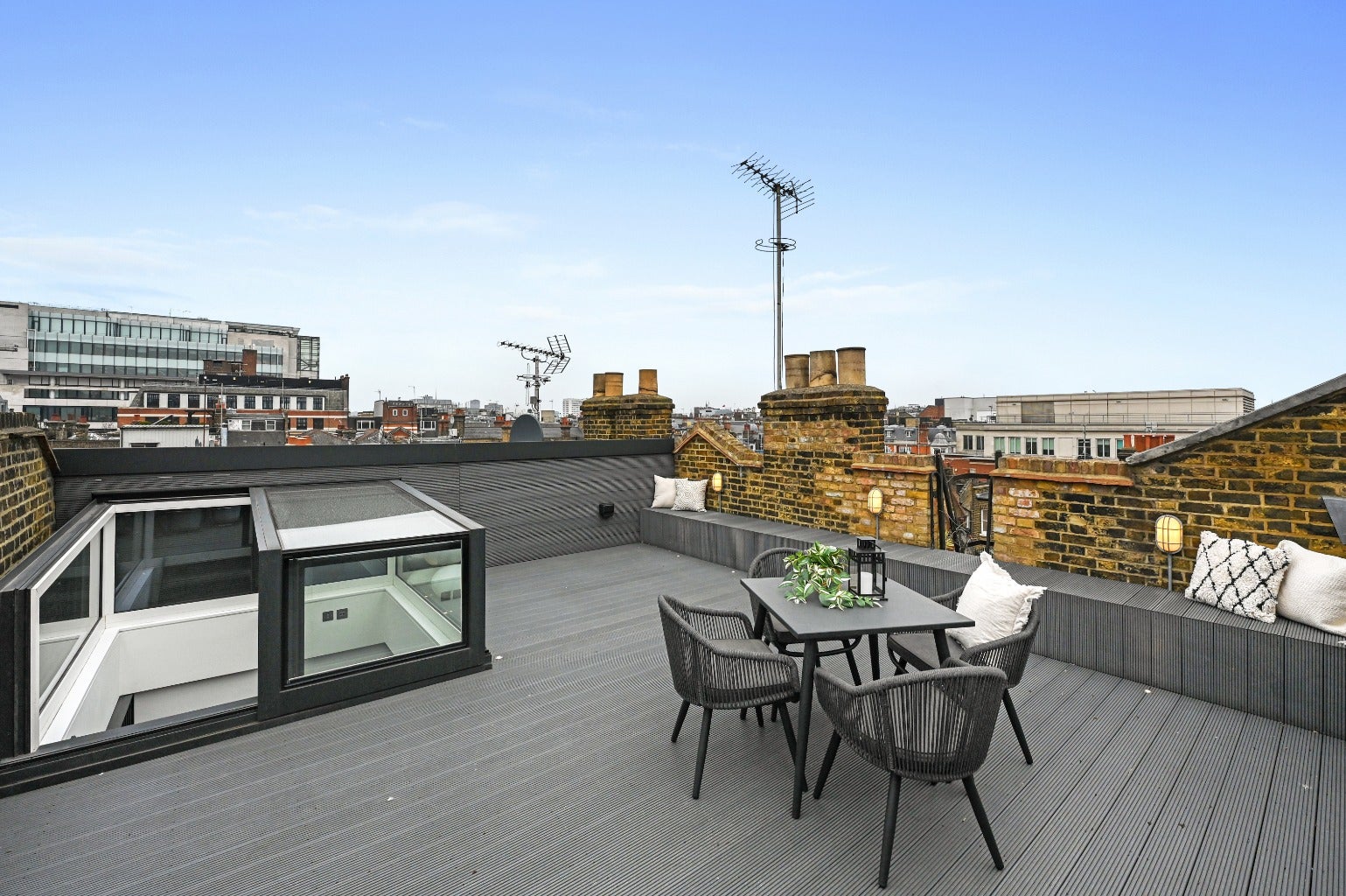 Flat Great Titchfield Street in City of Westminster