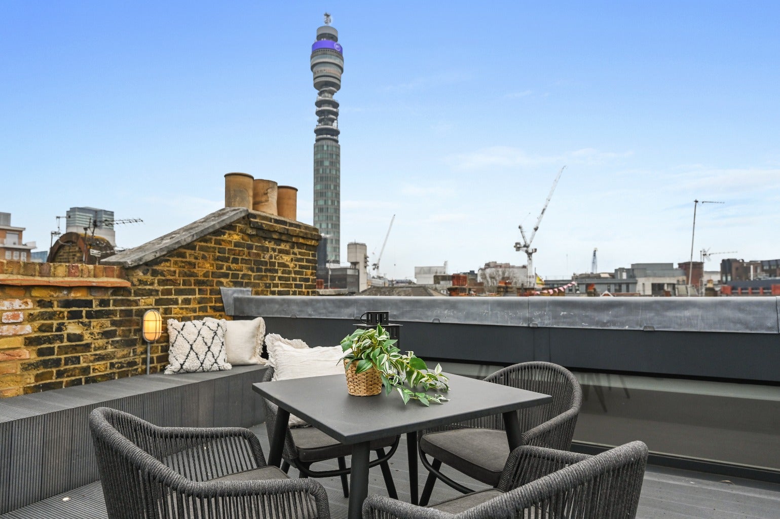 Flat Great Titchfield Street in City of Westminster