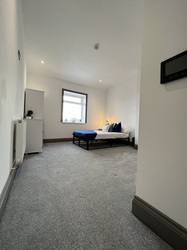 Room Eaves Lane in Chorley