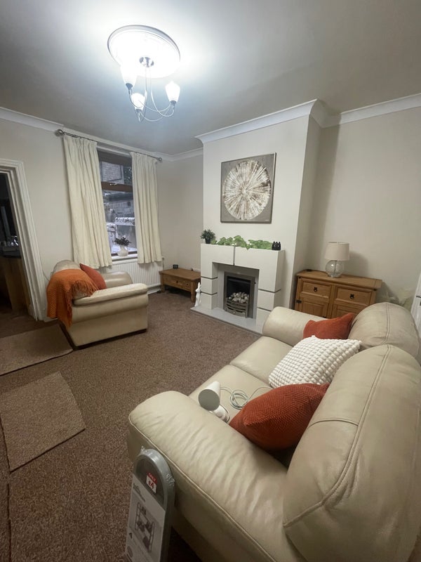 Room Clarence Street in Borough of Pendle