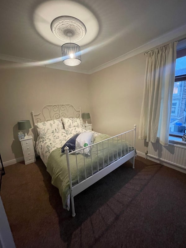 Room Clarence Street in Borough of Pendle