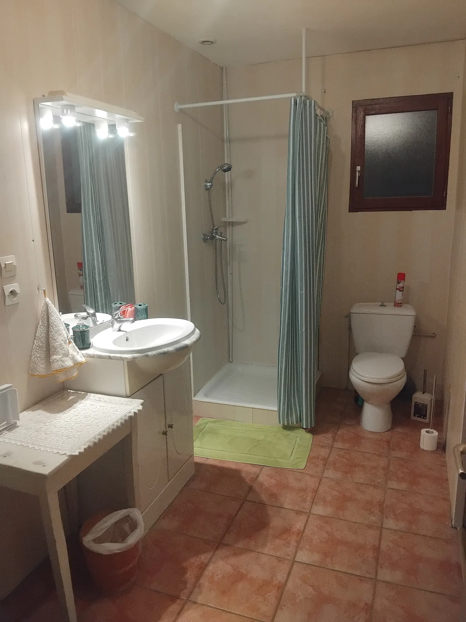 Chambre Rue Jean de Lina à Gevry
