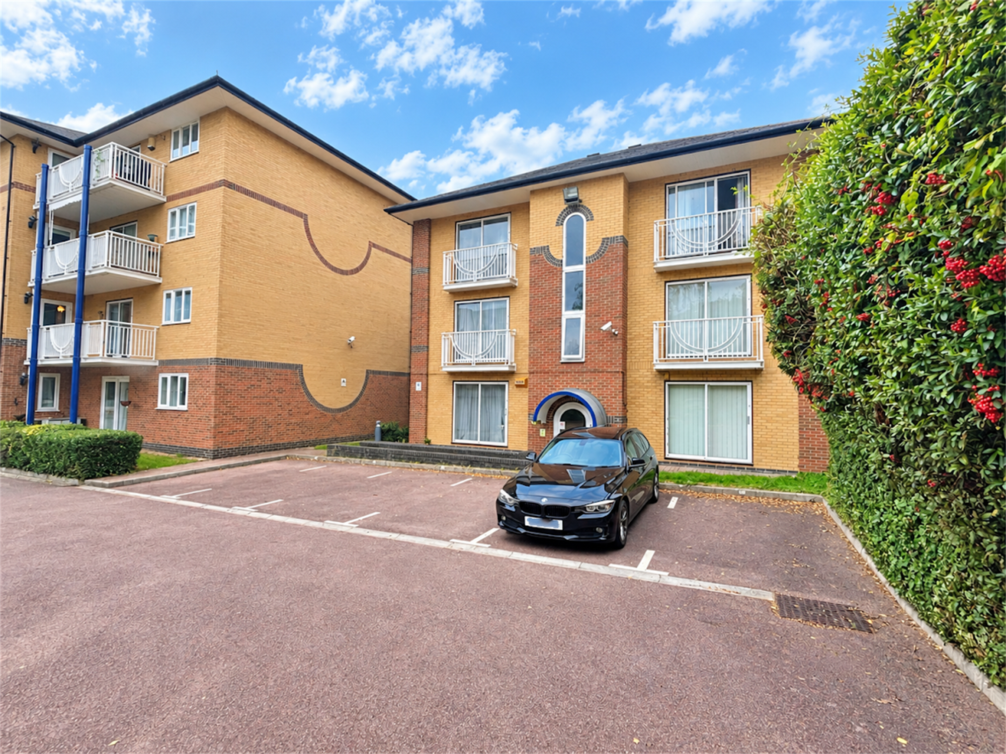 Flat Westwood Road in Southampton