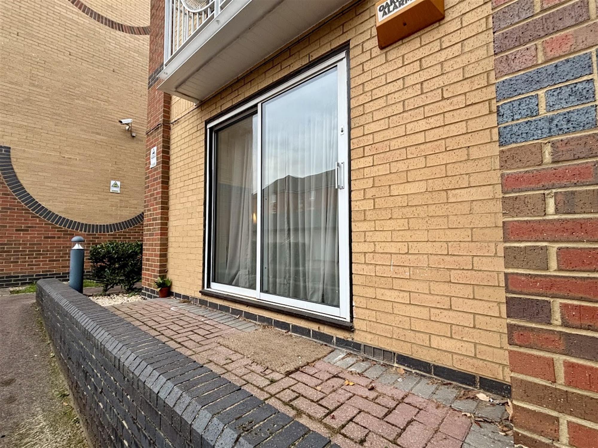 Flat Westwood Road in Southampton
