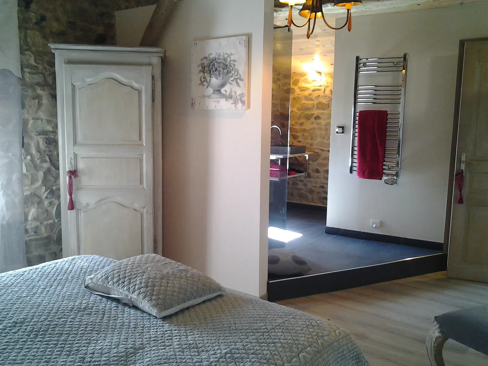Room Route de Saint-Julien-sur-Bibost in Savigny