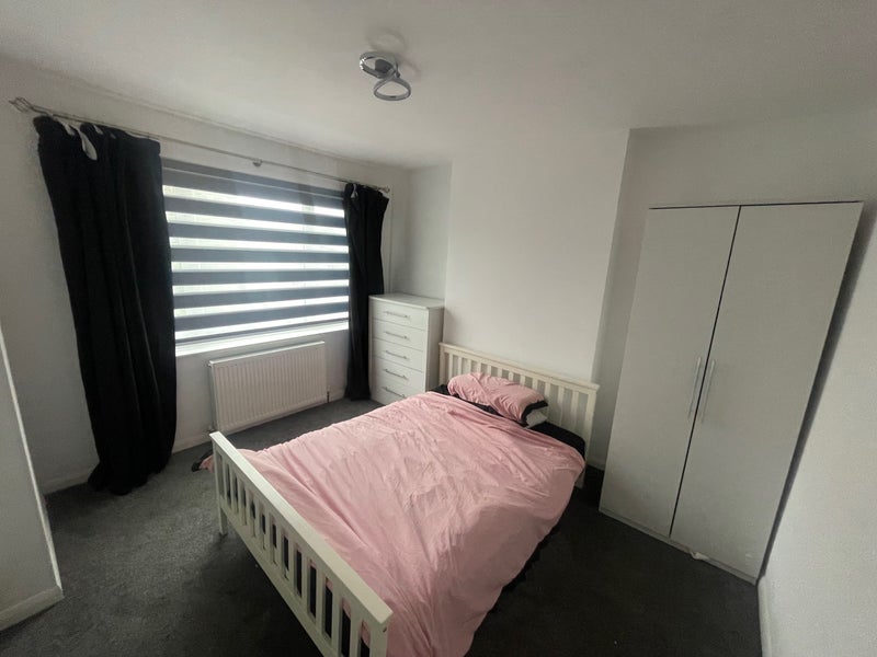 Room Penderry Rise in Greater London