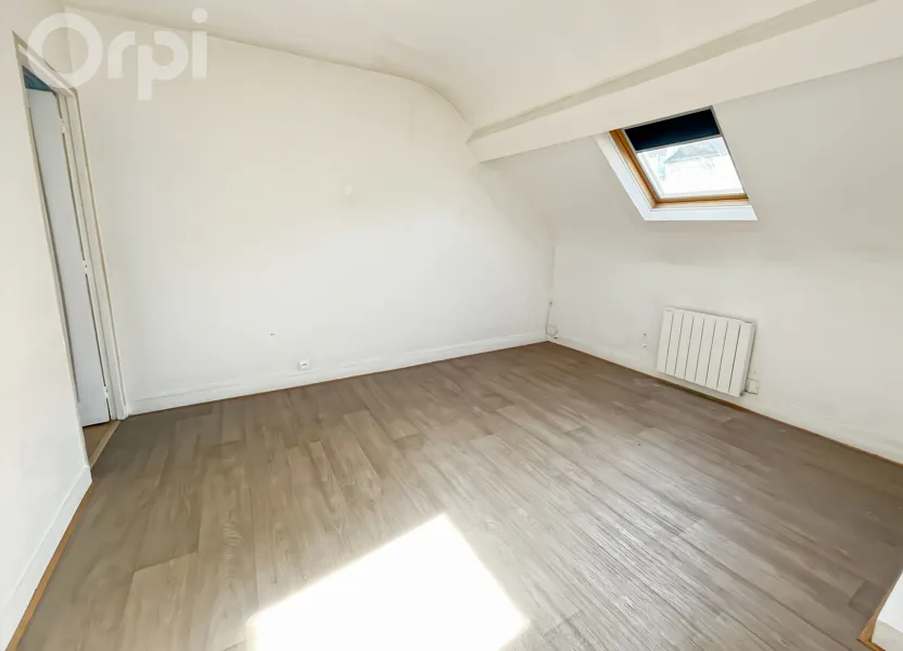 Flat Place Saint-Pierre in Senlis