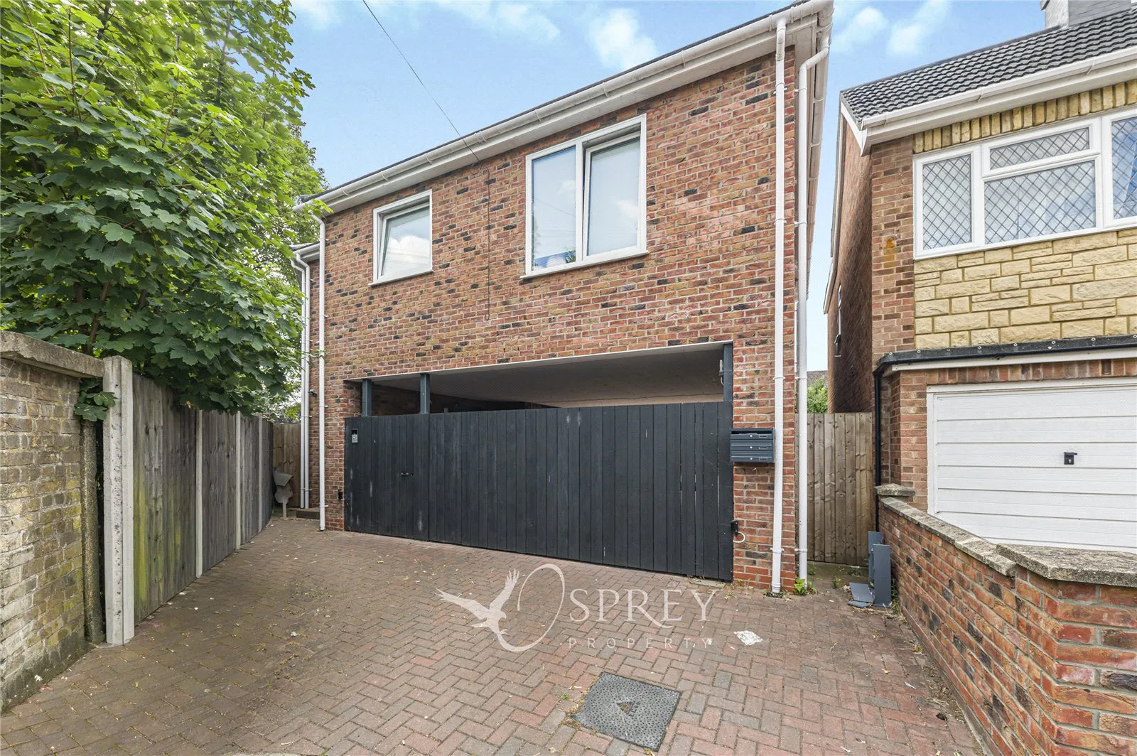 Flat Earl Spencer Court in Peterborough