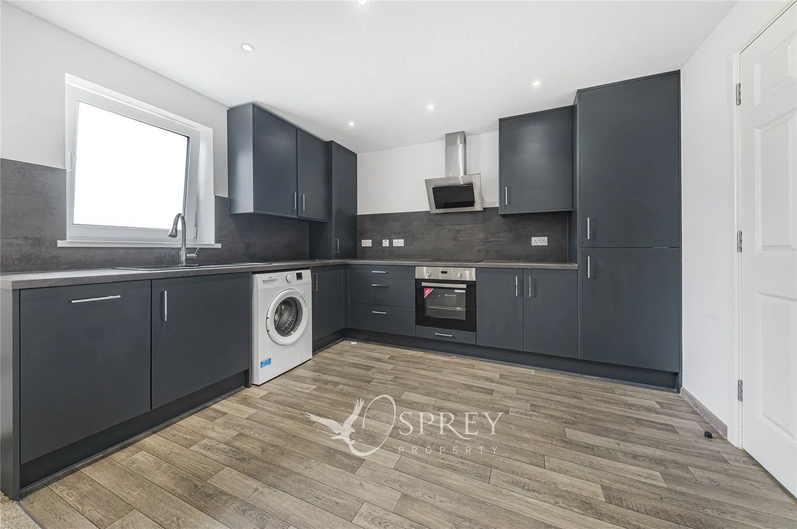 Flat Earl Spencer Court in Peterborough