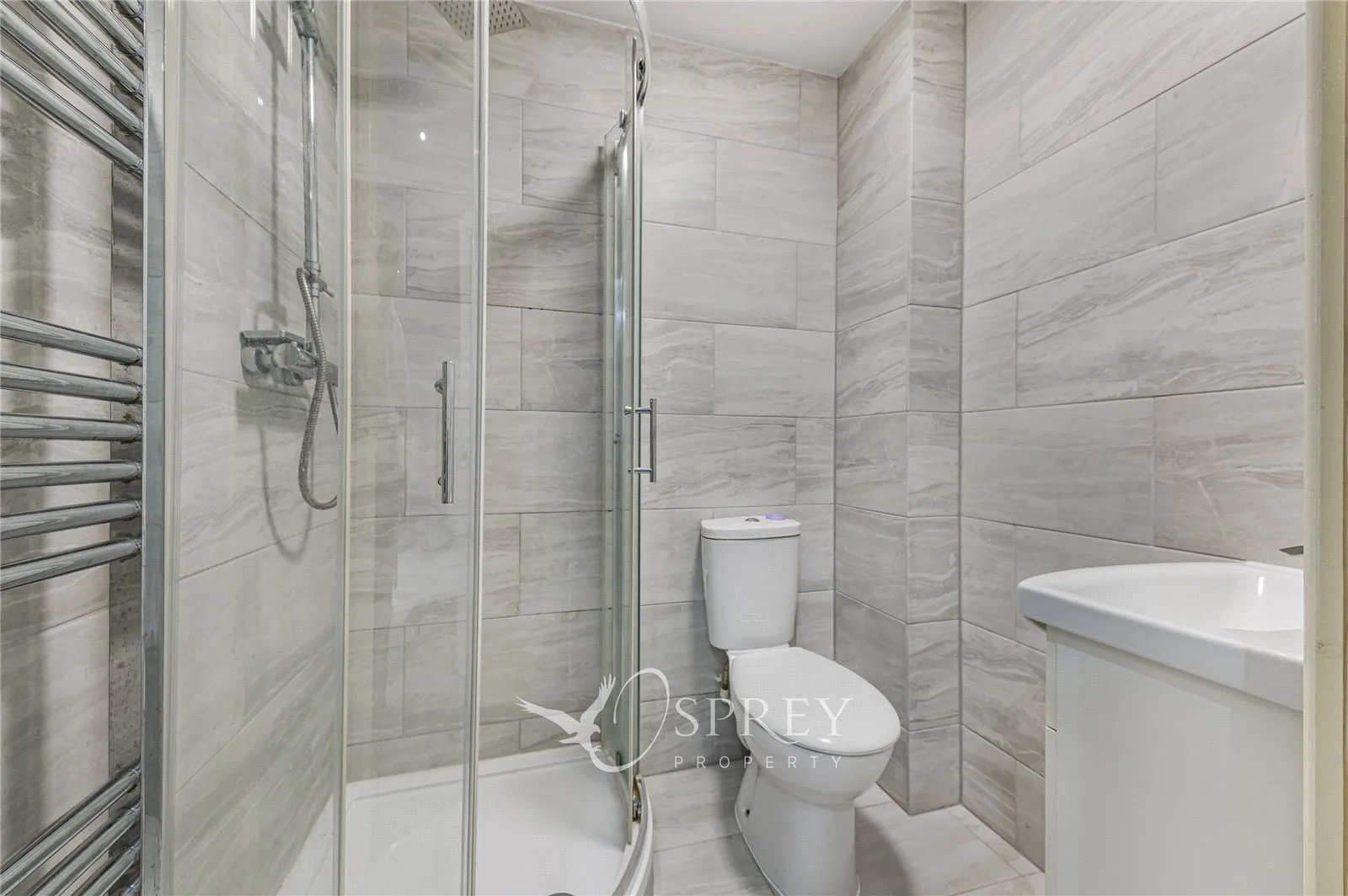 Flat Earl Spencer Court in Peterborough
