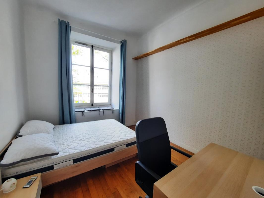 Appartement Rue du Cheval Blanc à Nantes