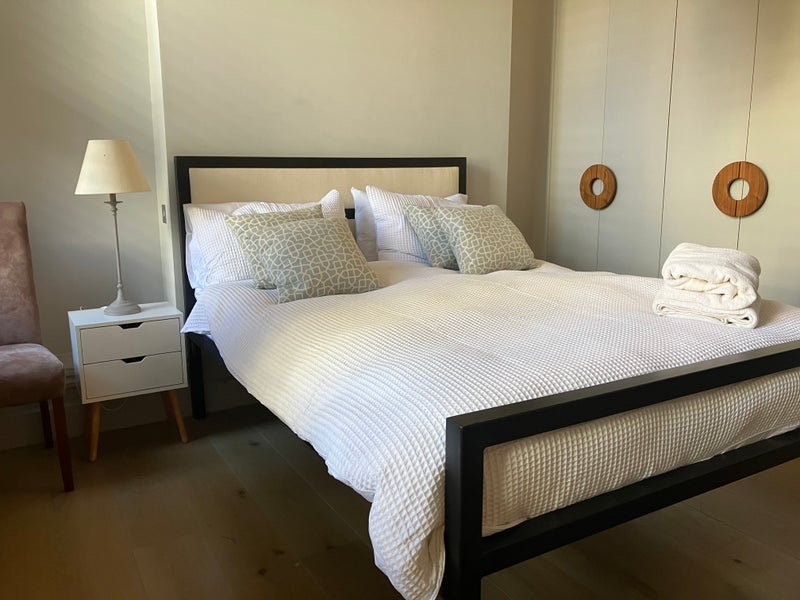 Flat Adeline Place in Greater London